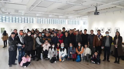 不显 熊基林古典工艺摄影个展于成都盛大开幕